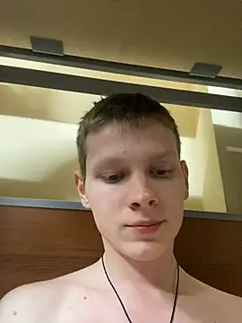 fameboyboo online show from February 1, 2025, 6:29 pm