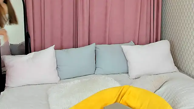 BritneyCruze online show from December 7, 2024, 10:12 am