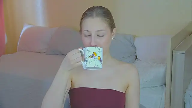 BritneyCruze online show from January 10, 2026, 9:44 am