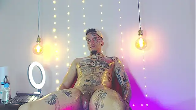 daimond hope666 online show from February 1, 2025, 8:47 pm