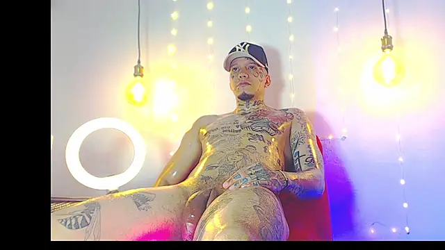 daimond hope666 online show from February 4, 2025, 8:59 pm