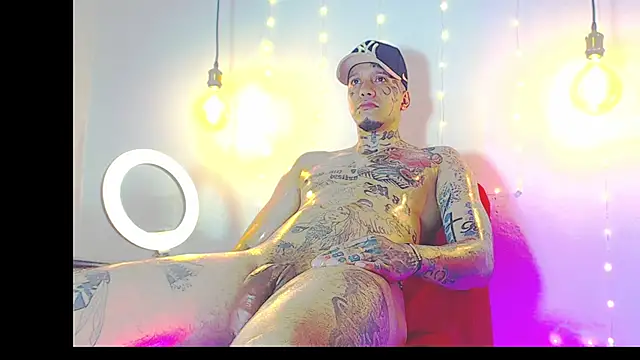 daimond hope666 online show from February 5, 2025, 3:34 am