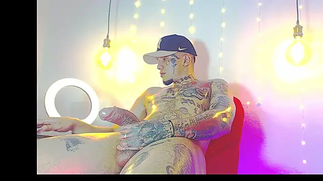 daimond hope666 online show from February 5, 2025, 6:35 am