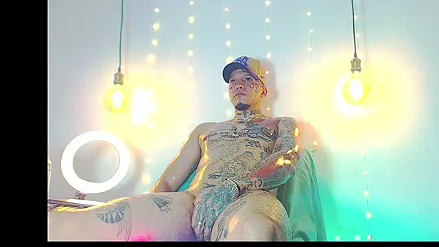 daimond hope666 online show from February 7, 2025, 8:31 pm