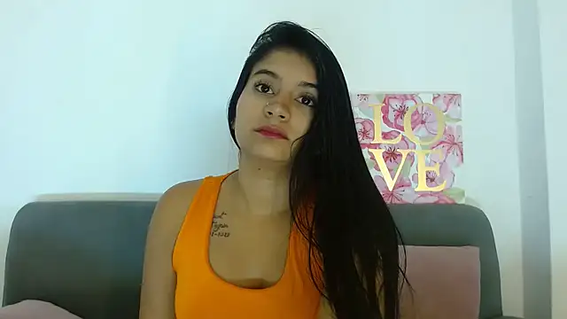 anahi  s online show from March 5, 2025, 4:45 am