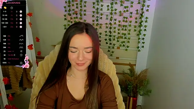 Snapshot of Bella_XO chatting on October 9, 2025, 6:44 am Bella XO online show from October 9, 2025, 6:44 am