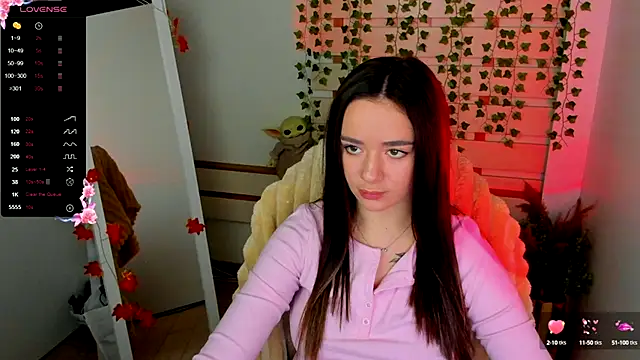 Snapshot of Bella_XO chatting on October 16, 2025, 6:14 am Bella XO online show from October 16, 2025, 6:14 am