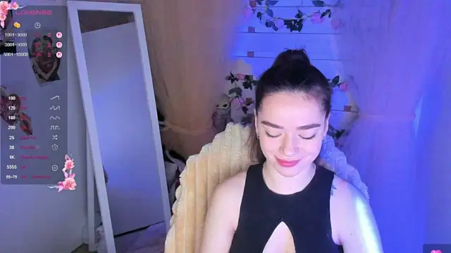 Snapshot of Bella_XO chatting on May 3, 2026, 6:30 am Bella XO online show from May 3, 2026, 6:30 am