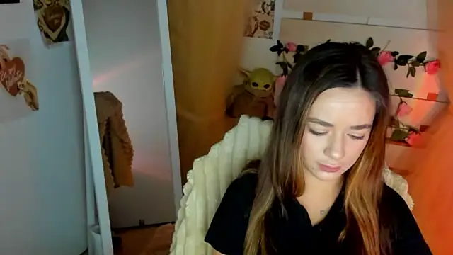 Bella XO online show from July 1, 2026, 5:42 am