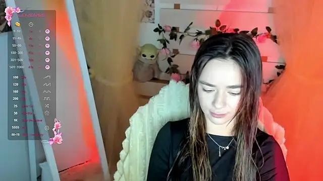 Bella XO online show from July 28, 2026, 6:42 am