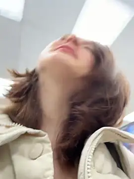 Dina Tease online show from December 20, 2025, 8:32 am