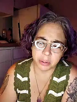 Snapshot of GraceHenderson chatting on December 3, 2024, 1:19 am GraceHenderson online show from December 3, 2024, 1:19 am