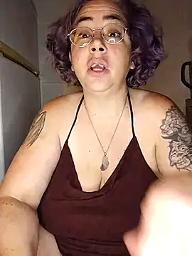 Snapshot of GraceHenderson chatting on December 5, 2024, 4:44 pm GraceHenderson online show from December 5, 2024, 4:44 pm