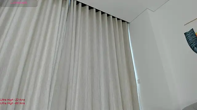 yumisunn online show from February 19, 2025, 6:00 am