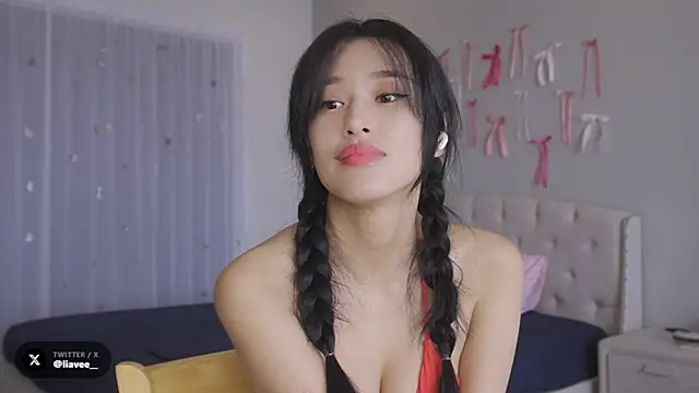 yumisunn online show from May 29, 2026, 2:20 am