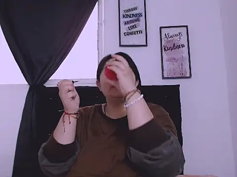 Snapshot of _69HONRY chatting on September 29, 2025, 1:05 pm 69HONRY online show from September 29, 2025, 1:05 pm