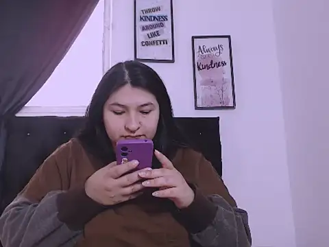 Snapshot of _69HONRY chatting on October 21, 2025, 1:01 pm 69HONRY online show from October 21, 2025, 1:01 pm