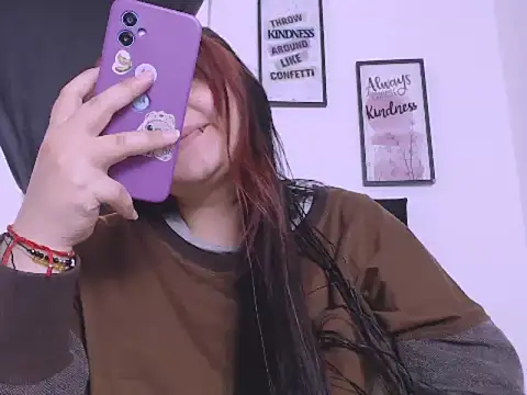 Snapshot of _69HONRY chatting on October 24, 2025, 12:45 pm 69HONRY online show from October 24, 2025, 12:45 pm