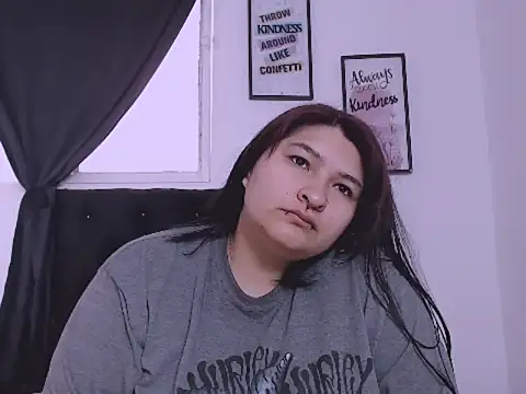 Snapshot of _69HONRY chatting on October 26, 2025, 2:45 pm 69HONRY online show from October 26, 2025, 2:45 pm