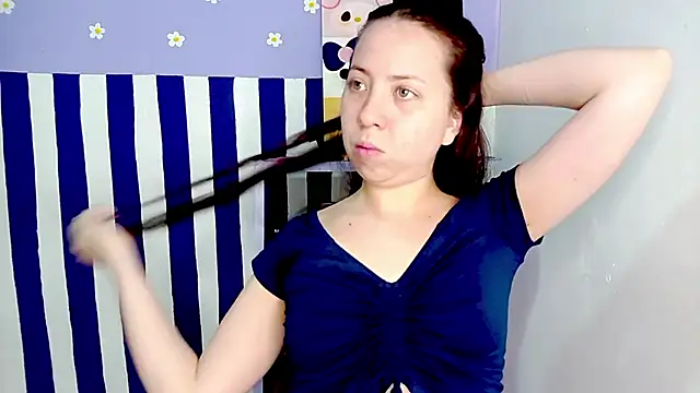 PetiteIvoryQueen19 online show from April 14, 2026, 5:24 am