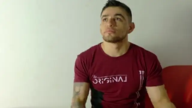 Sexy Alejandro  online show from December 19, 2025, 12:01 pm