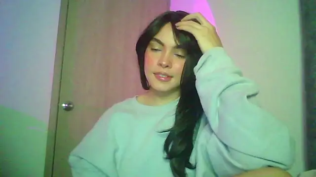 Kiri Cutee online show from October 10, 2025, 4:33 am