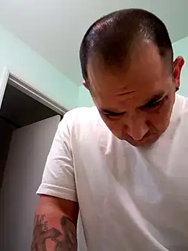 NewKing100 online show from December 3, 2024, 1:41 am