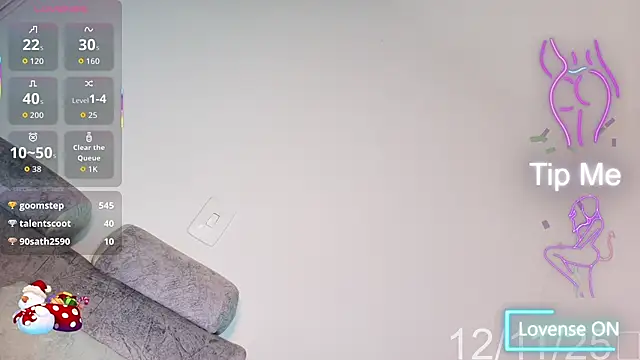 Kenia Fox online show from November 13, 2025, 4:44 am