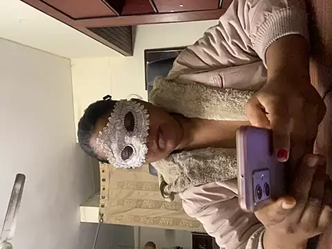 kamayanisingh24 online show from January 30, 2025, 6:54 pm