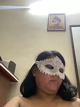 kamayanisingh24 online show from February 26, 2025, 8:11 pm