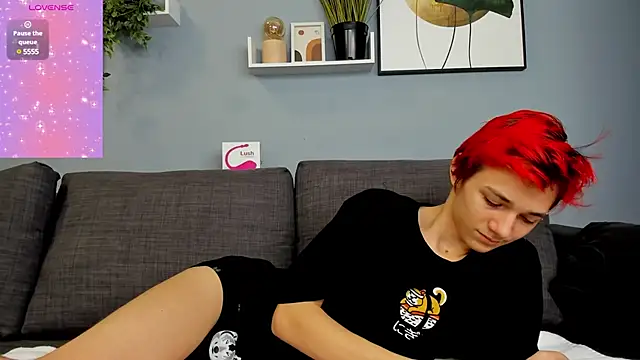 Viego Pattel online show from December 25, 2024, 5:37 pm