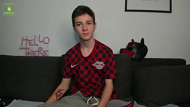 Viego Pattel online show from September 22, 2025, 4:36 am