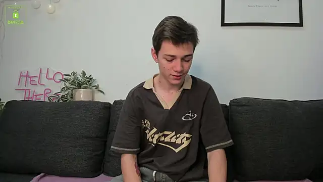 Viego Pattel online show from September 28, 2025, 11:26 am