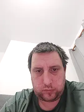 Snapshot of HE-M123 chatting on February 14, 2026, 10:17 pm HE-M123 online show from February 14, 2026, 10:17 pm