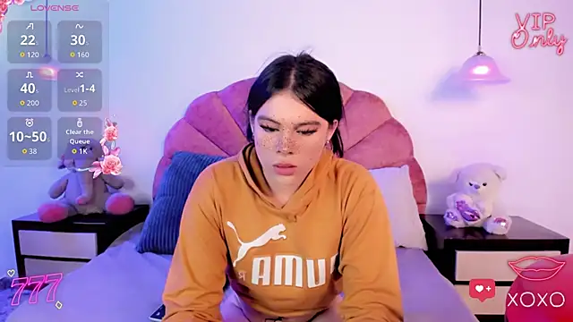 Alliemilky online show from February 13, 2026, 7:43 pm