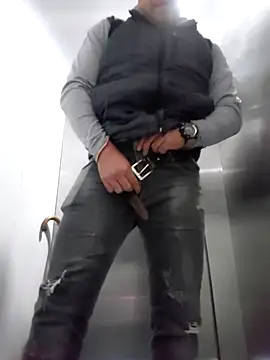 Camilo-31RI online show from March 30, 2026, 11:28 pm