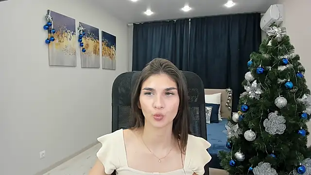 Snapshot of MiaAxel chatting on December 18, 2024, 8:09 am MiaAxel online show from December 18, 2024, 8:09 am