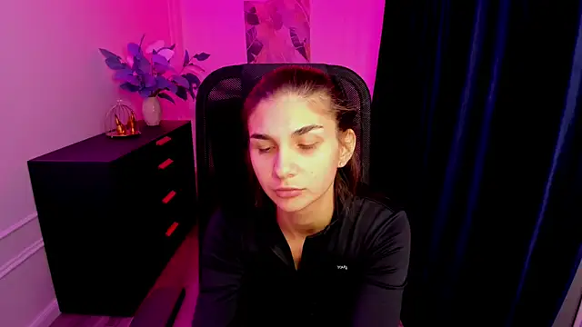 Snapshot of MiaAxel chatting on September 25, 2025, 4:27 am MiaAxel online show from September 25, 2025, 4:27 am