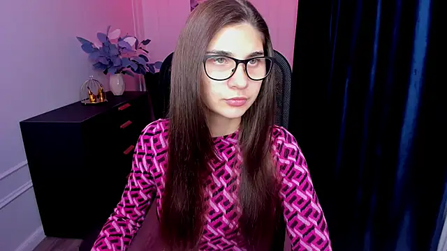 Snapshot of MiaAxel chatting on September 29, 2025, 5:01 am MiaAxel online show from September 29, 2025, 5:01 am