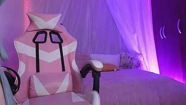 Lilou albrecht online show from April 9, 2026, 5:07 pm