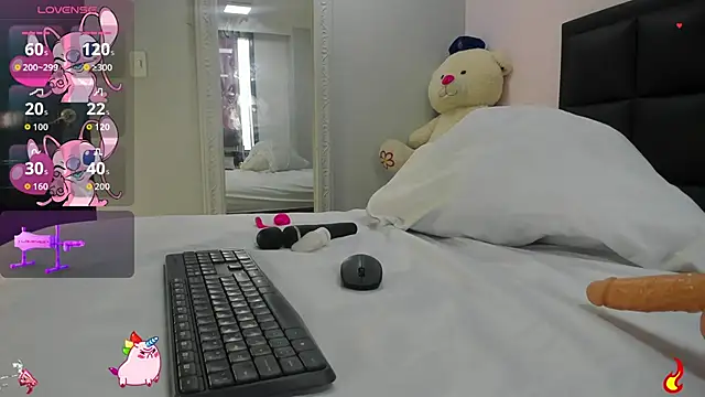 Catalina Jonex online show from October 3, 2025, 8:39 pm