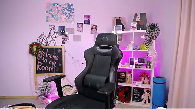 MelissaLovvv online show from February 5, 2025, 3:34 am