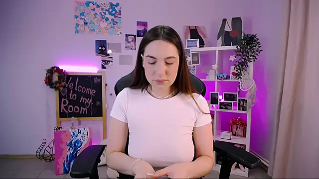 MelissaLovvv online show from February 9, 2025, 5:29 am