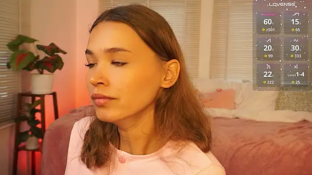 lexicoyy  online show from October 2, 2025, 4:52 am