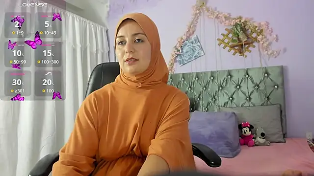 BadraSaadi online show from October 4, 2025, 8:18 pm