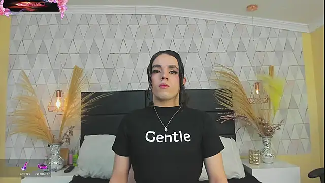 JustinePerry online show from February 9, 2026, 3:43 am