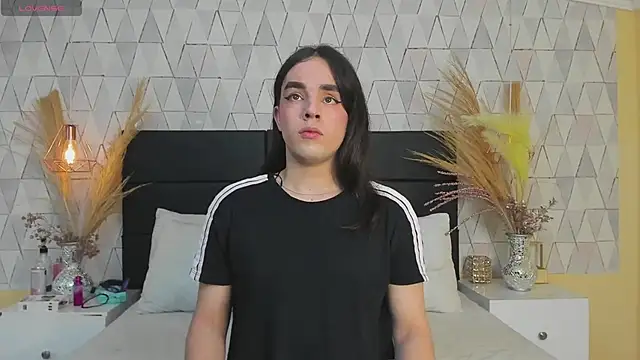 JustinePerry online show from March 13, 2026, 4:19 am