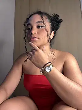 Snapshot of Lucy_wilson5 chatting on December 3, 2024, 3:41 am Lucy wilson5 online show from December 3, 2024, 3:41 am