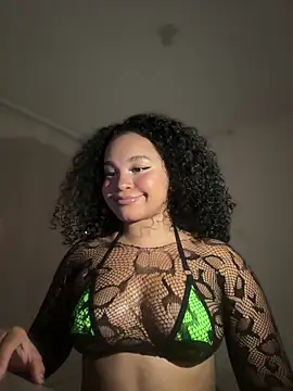 Lucy wilson5 online show from November 18, 2025, 3:34 am