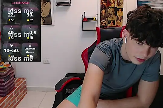 Angelo-cianuro- online show from October 6, 2025, 10:29 pm